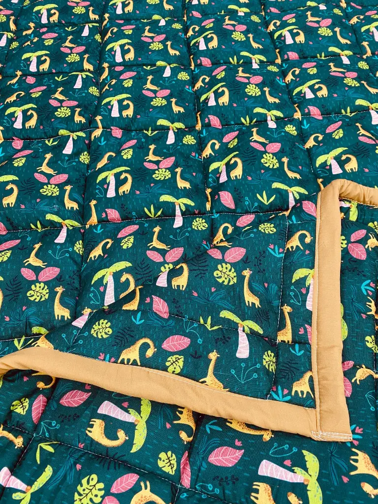 Giraffe Themed Cotton Baby Quilt2.webp